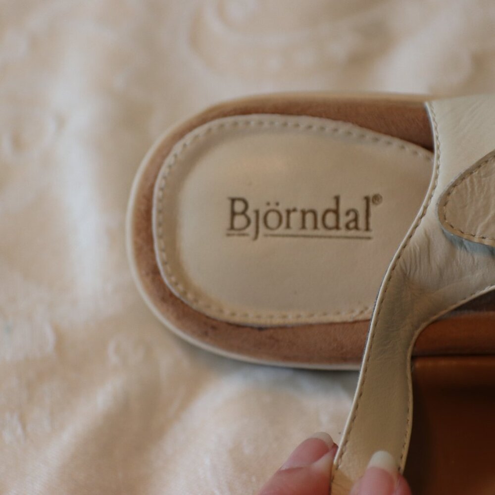 Bjorndal Double Time Off White Leather Upper Adjustable Sandals Size 9.5 - Picture 7 of 16